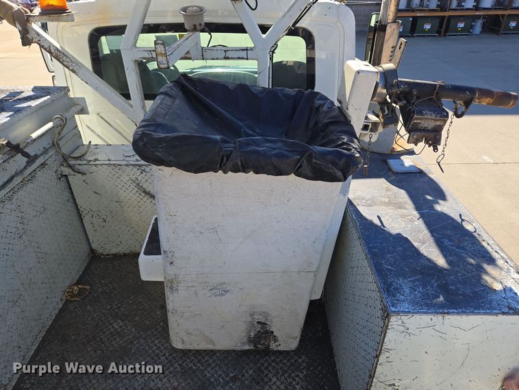 image for item DH9794 2008 International 4300 SBA 4X2 digger derrick truck