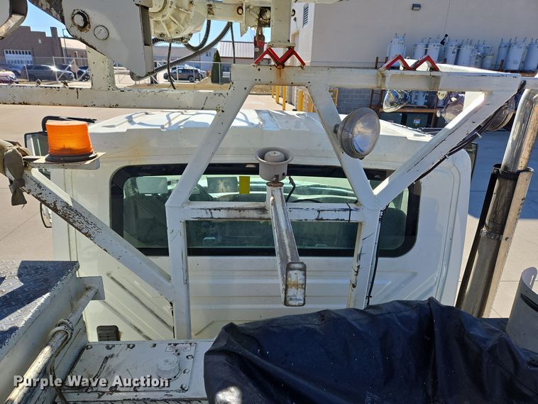 image for item DH9794 2008 International 4300 SBA 4X2 digger derrick truck