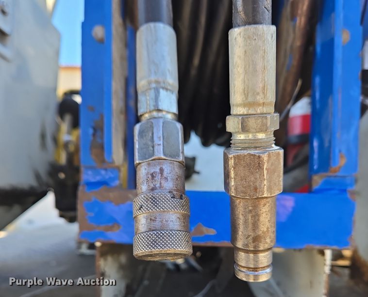 image for item DH9794 2008 International 4300 SBA 4X2 digger derrick truck