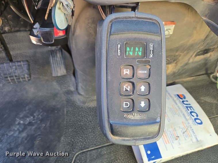 image for item DH9794 2008 International 4300 SBA 4X2 digger derrick truck