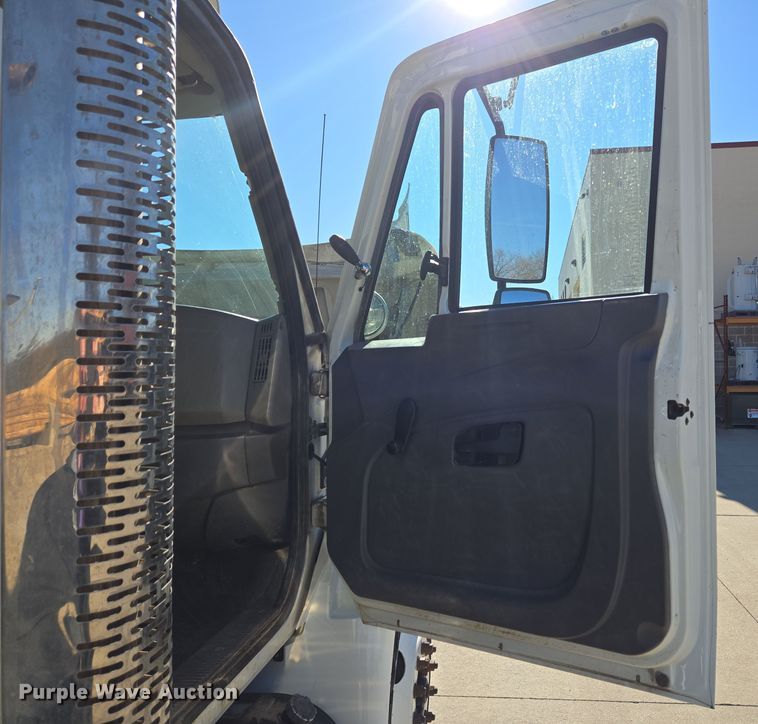 image for item DH9794 2008 International 4300 SBA 4X2 digger derrick truck