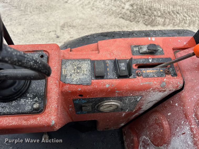 image for item DH9798 2012 Ditch Witch RT115 cable plow