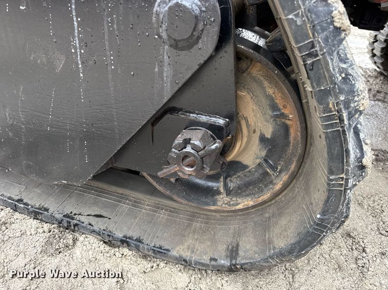 image for item DH9798 2012 Ditch Witch RT115 cable plow