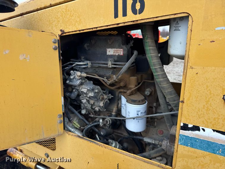 image for item DH9799 2001 Vermeer V120 trencher