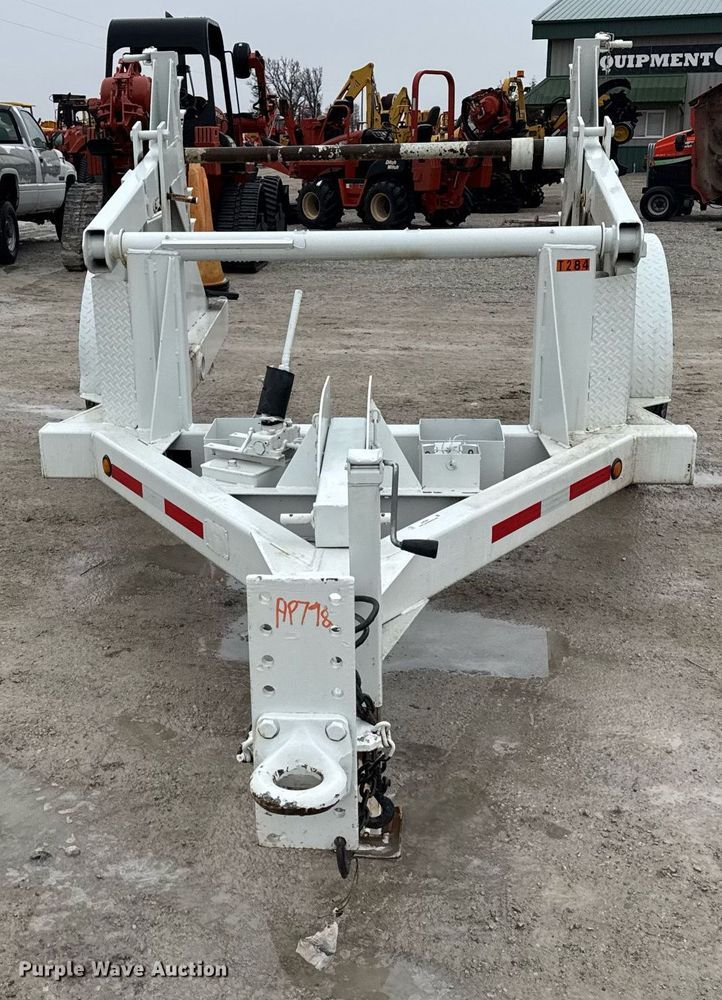 image for item DH9801 1987 Butler HWSC 80 reel trailer