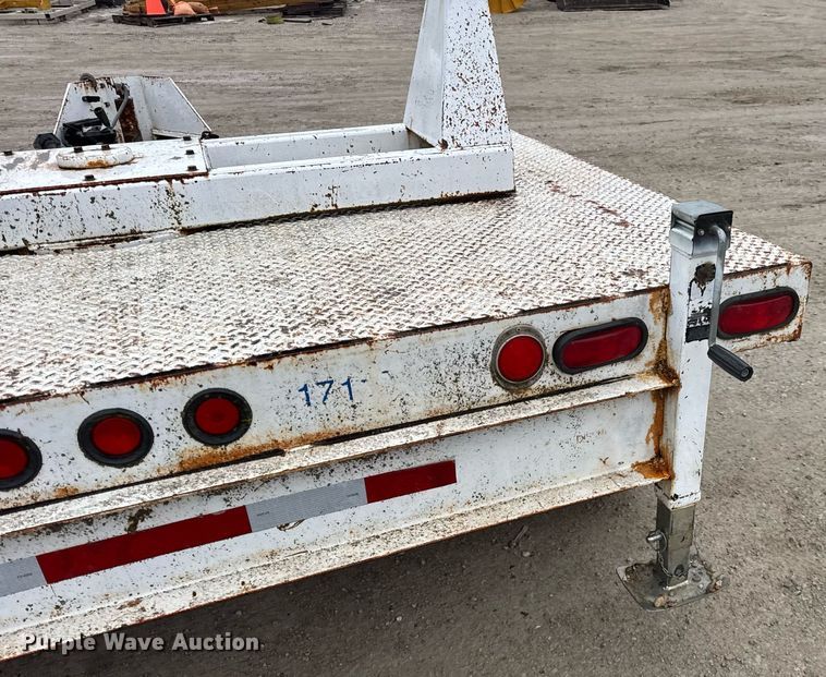 image for item DH9802 1995 Kiefer ICT 100 reel trailer