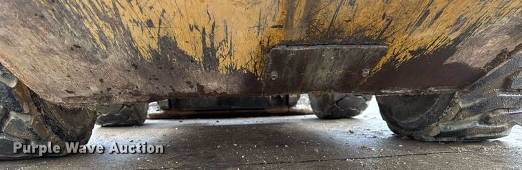 image for item DH9806 2013 Caterpillar 262C2 skid steer loader