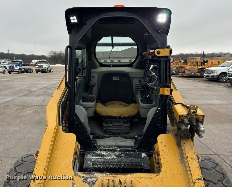 image for item DH9806 2013 Caterpillar 262C2 skid steer loader