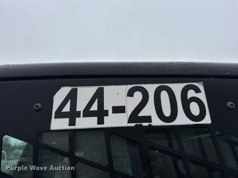 image for item DH9806 2013 Caterpillar 262C2 skid steer loader