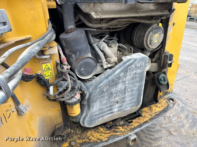 image for item DH9806 2013 Caterpillar 262C2 skid steer loader