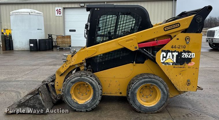 image for item DH9807 2014 Caterpillar 262D skid steer loader