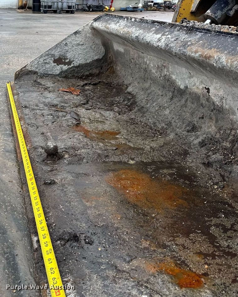 image for item DH9807 2014 Caterpillar 262D skid steer loader