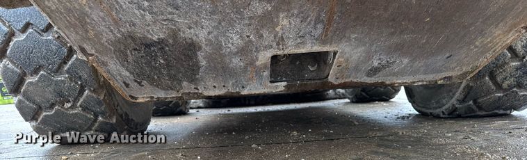 image for item DH9807 2014 Caterpillar 262D skid steer loader