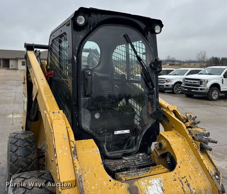 image for item DH9807 2014 Caterpillar 262D skid steer loader
