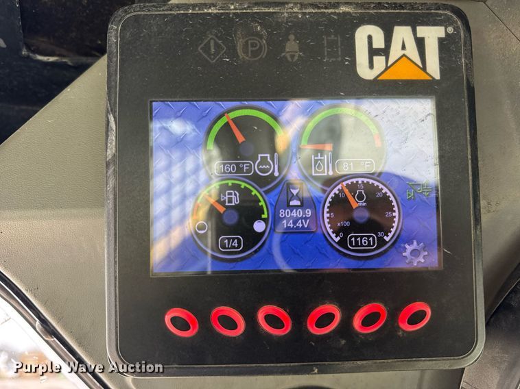 image for item DH9807 2014 Caterpillar 262D skid steer loader