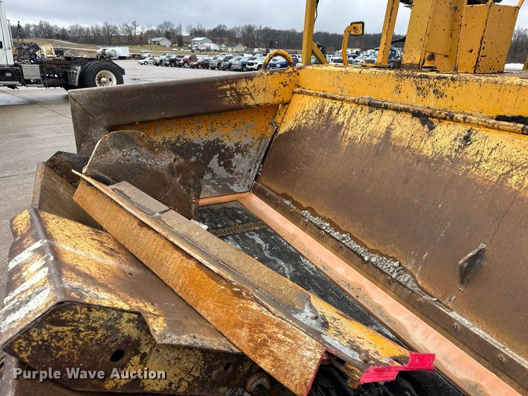 image for item DH9808 1994 Blaw-Knox RW-195D road widener