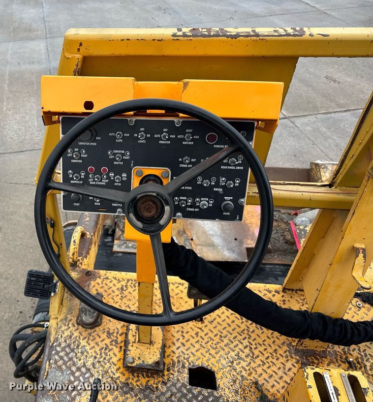 image for item DH9808 1994 Blaw-Knox RW-195D road widener