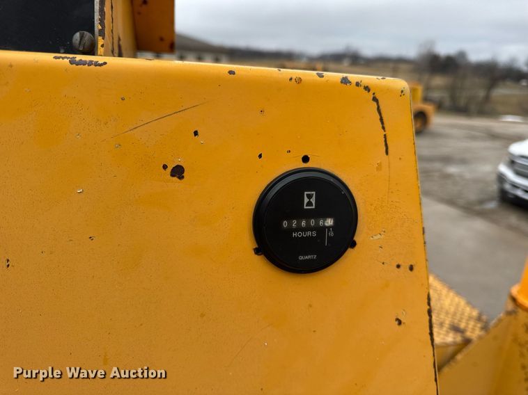 image for item DH9808 1994 Blaw-Knox RW-195D road widener