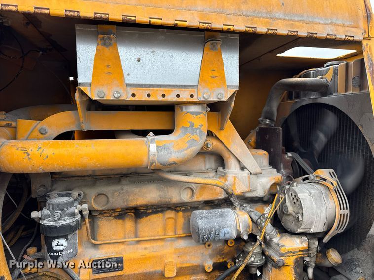 image for item DH9808 1994 Blaw-Knox RW-195D road widener