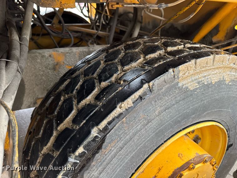 image for item DH9808 1994 Blaw-Knox RW-195D road widener