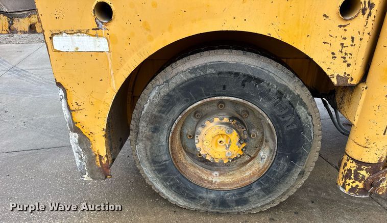 image for item DH9808 1994 Blaw-Knox RW-195D road widener