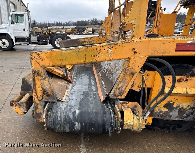 image for item DH9809 1998 Blaw-Knox RW-195D road widener