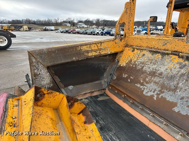 image for item DH9809 1998 Blaw-Knox RW-195D road widener