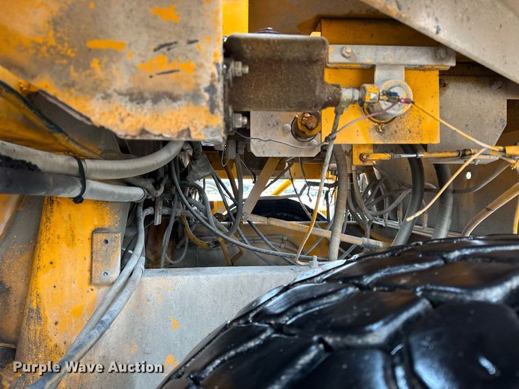 image for item DH9809 1998 Blaw-Knox RW-195D road widener