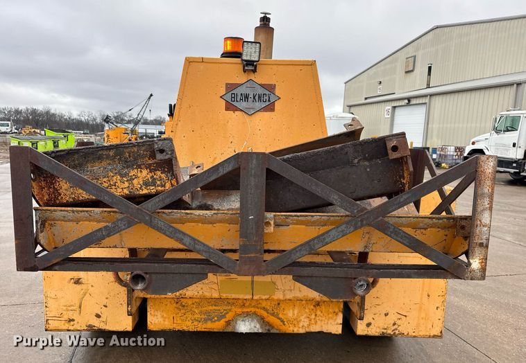 image for item DH9809 1998 Blaw-Knox RW-195D road widener