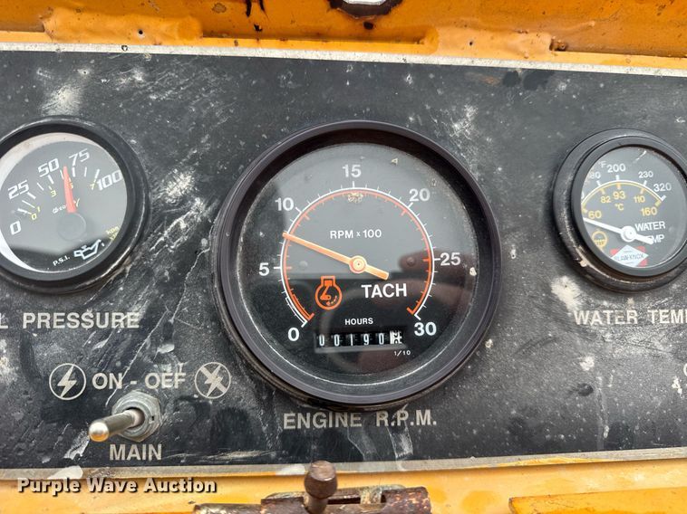 image for item DH9809 1998 Blaw-Knox RW-195D road widener