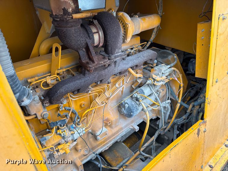 image for item DH9809 1998 Blaw-Knox RW-195D road widener