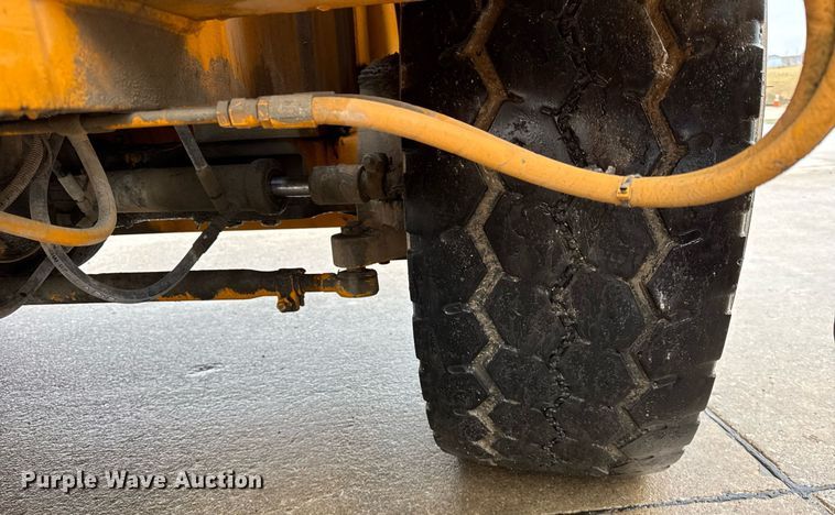 image for item DH9809 1998 Blaw-Knox RW-195D road widener