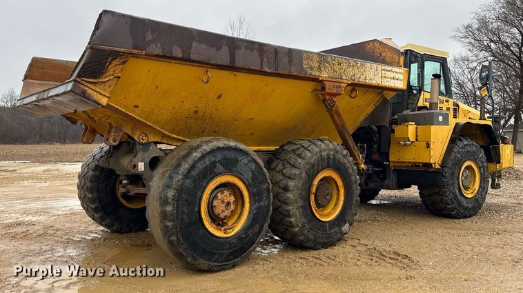 image for item DH9815 2005 Komatsu HM350-1 articulated haul truck