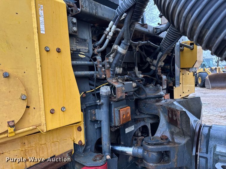 image for item DH9815 2005 Komatsu HM350-1 articulated haul truck