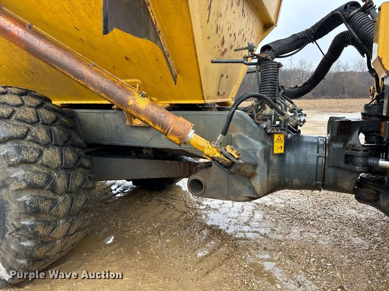 image for item DH9815 2005 Komatsu HM350-1 articulated haul truck