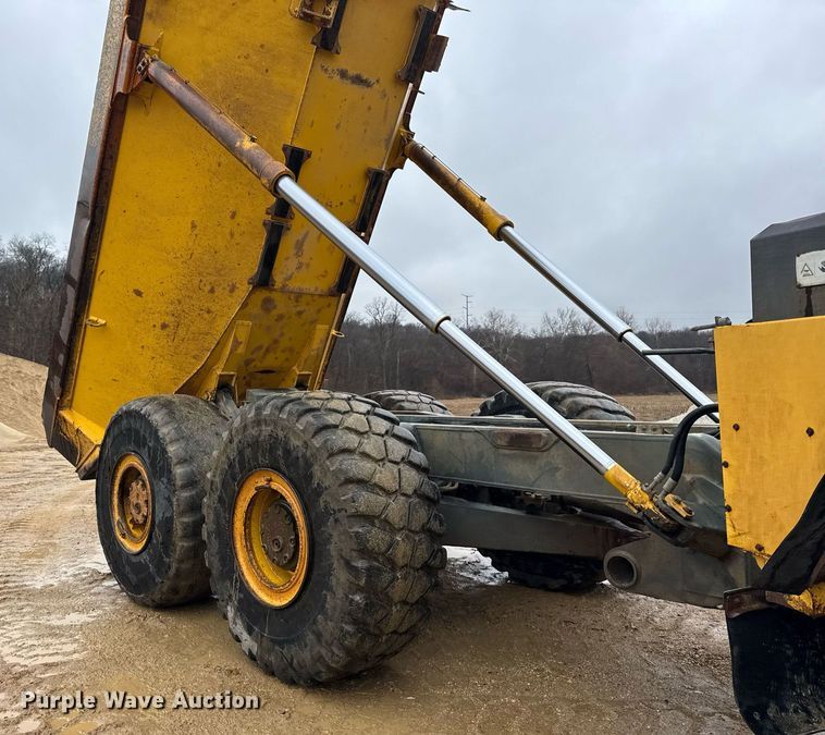 image for item DH9815 2005 Komatsu HM350-1 articulated haul truck