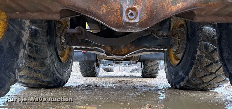 image for item DH9815 2005 Komatsu HM350-1 articulated haul truck