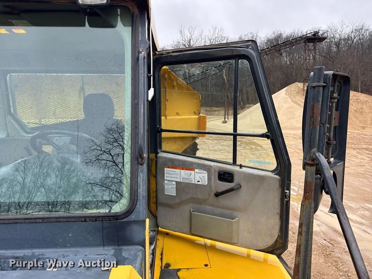 image for item DH9815 2005 Komatsu HM350-1 articulated haul truck