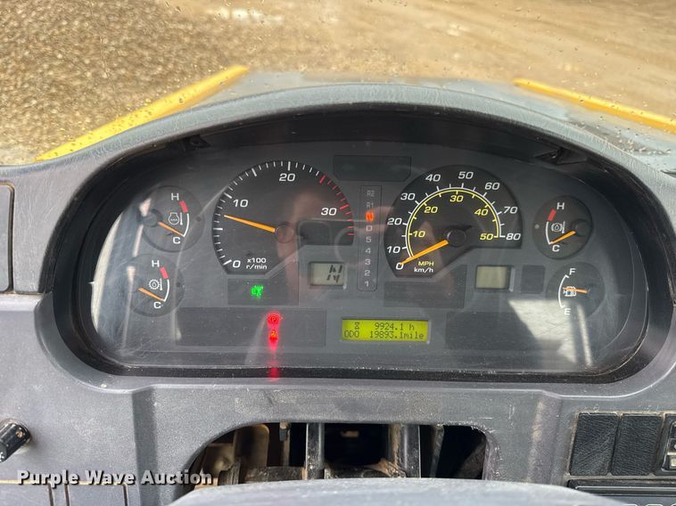 image for item DH9815 2005 Komatsu HM350-1 articulated haul truck