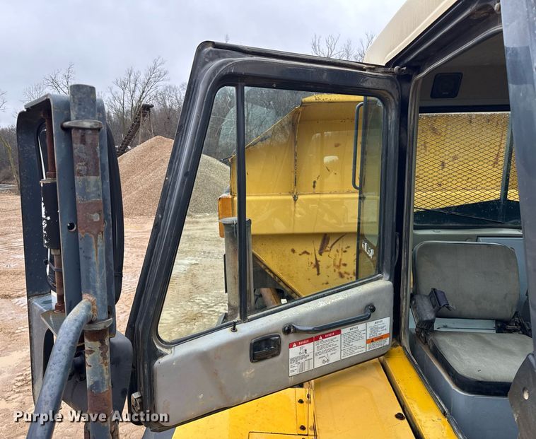 image for item DH9815 2005 Komatsu HM350-1 articulated haul truck