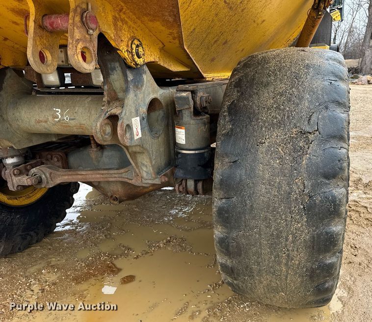 image for item DH9815 2005 Komatsu HM350-1 articulated haul truck