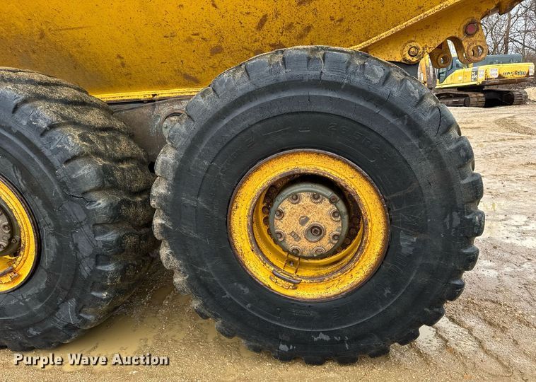 image for item DH9815 2005 Komatsu HM350-1 articulated haul truck