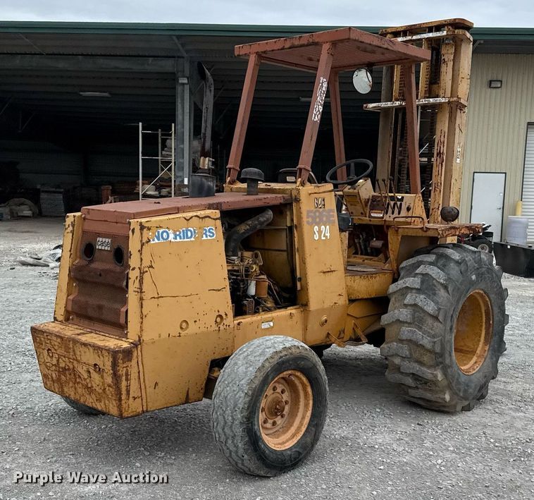 image for item DJ0849 1989 Case 586E forklift