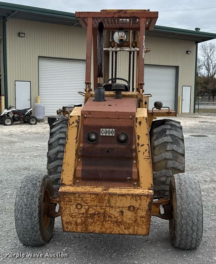 image for item DJ0849 1989 Case 586E forklift