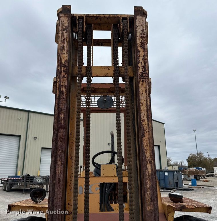 image for item DJ0849 1989 Case 586E forklift