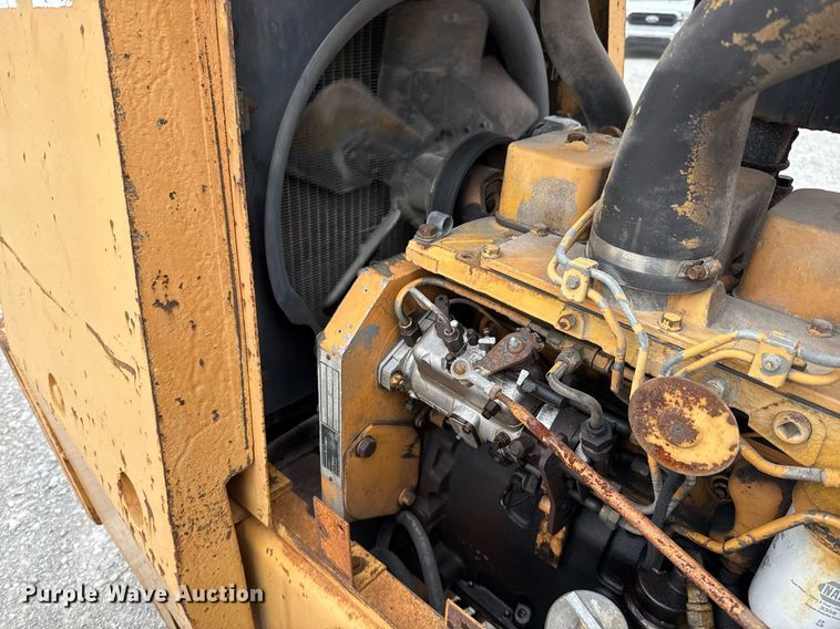 image for item DJ0849 1989 Case 586E forklift