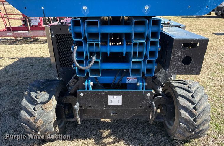 image for item DJ0914 2018 Genie GS3369 RT scissor lift