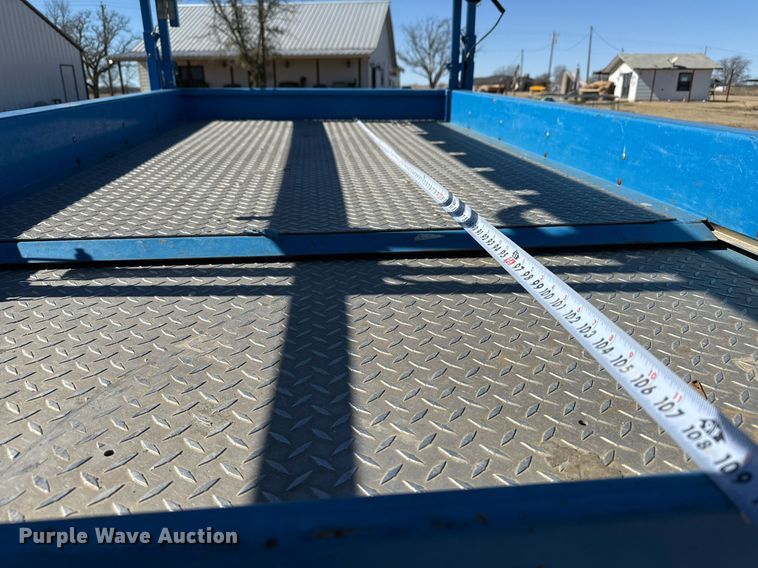 image for item DJ0914 2018 Genie GS3369 RT scissor lift