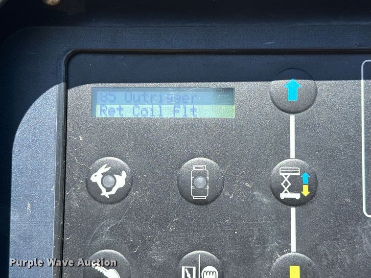 image for item DJ0914 2018 Genie GS3369 RT scissor lift