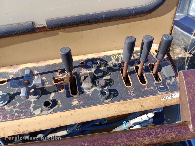 image for item DK7435 Rayco RG30 stump grinder